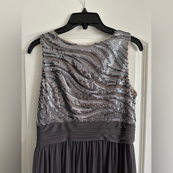 NWOT Betsy & Adam Women’s Formal Gown/Dress - Picture 8 of 9